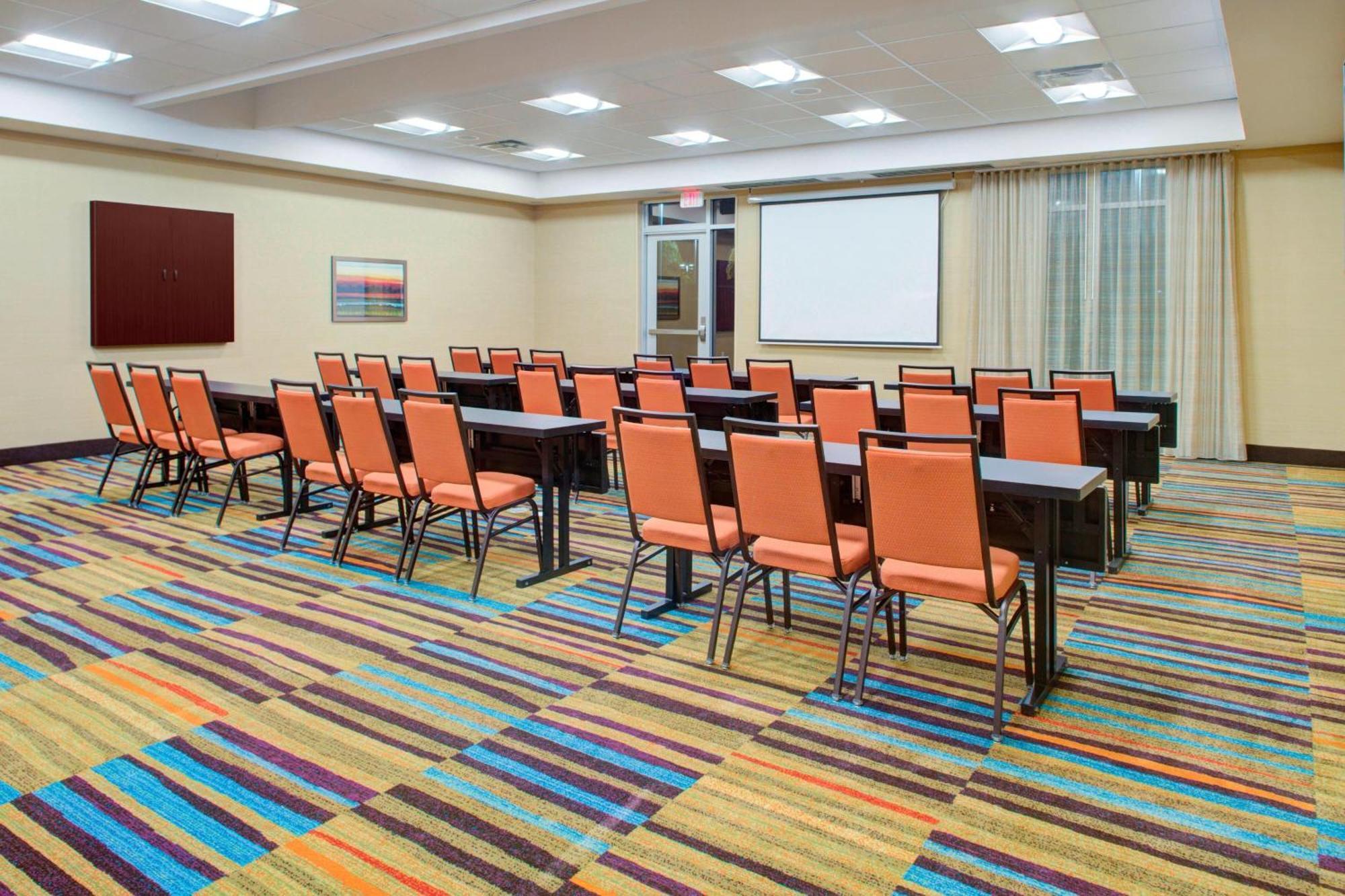 Fairfield Inn & Suites By Marriott Bakersfield North/Airport Eksteriør billede