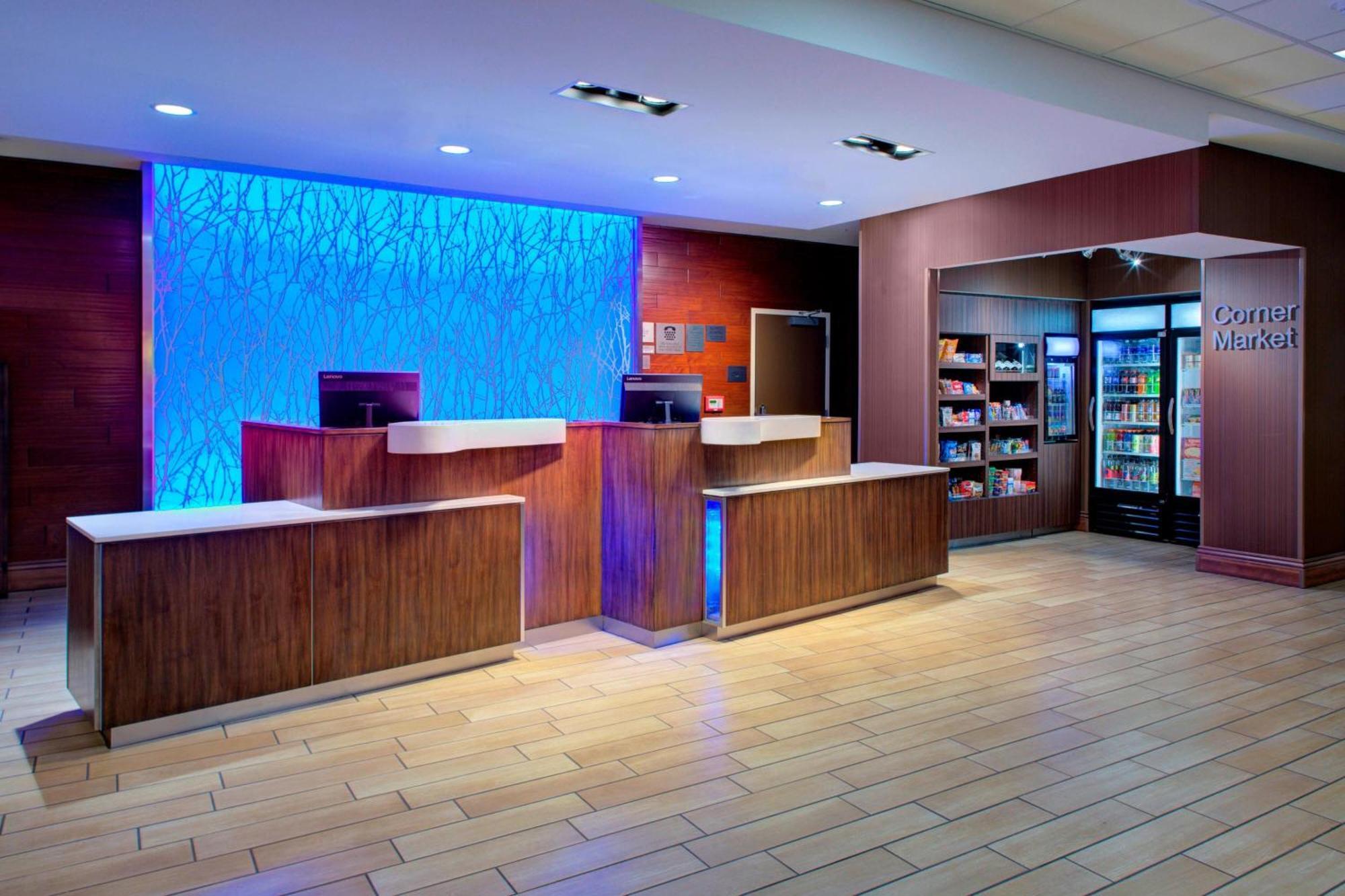 Fairfield Inn & Suites By Marriott Bakersfield North/Airport Eksteriør billede